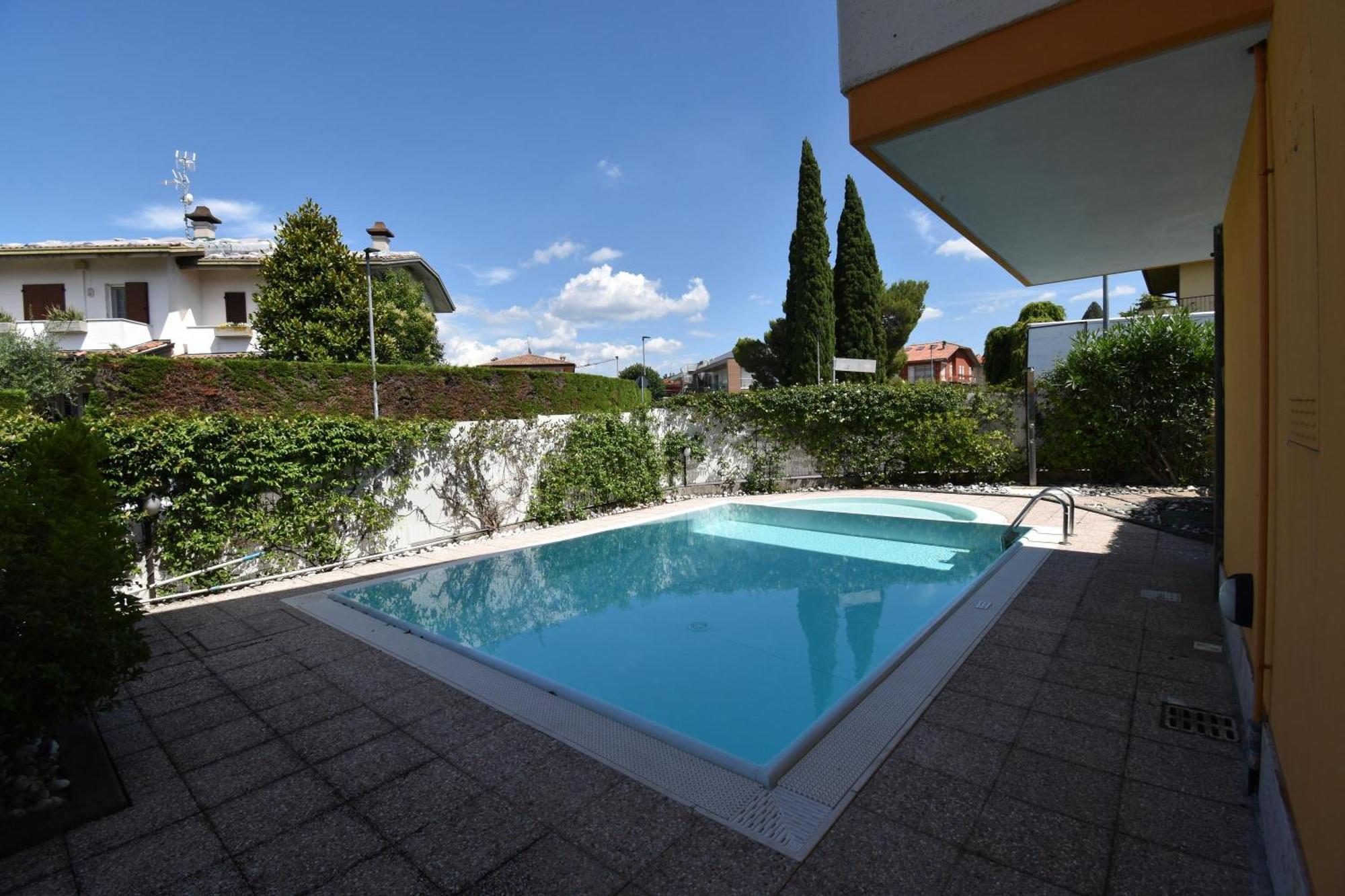 Casa Emma With Pool - Happy Rentals Sirmione Exterior foto